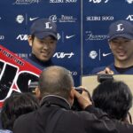 【プロ野球パ】相思相愛の夫婦!?菊池雄星＆炭谷銀仁朗のヒーローインタビュー 2015/07/05 L-M