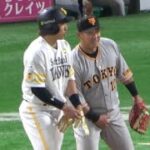 【塁上で再会😍】柳田悠岐と中田翔🥰仲良くお話し🥺🥺2022.3.9ホークスVS巨人