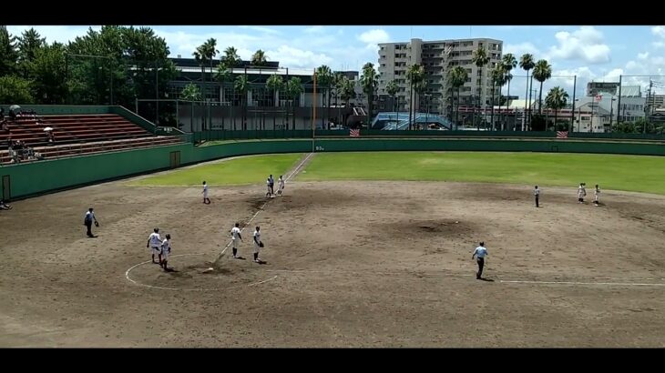 第104回全国高等学校野球選手権鹿児島大会。3回戦・大島ー鹿児島商業、大島の先制タッチアップ。