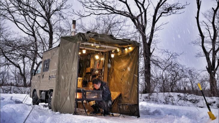 【雪中キャンプ】連結テントで過ごすBASE CAMP 和牛ステーキ スノーシューハイキング　 誰もいないはずの場所にテントが。Relaxing nature sounds ASMR