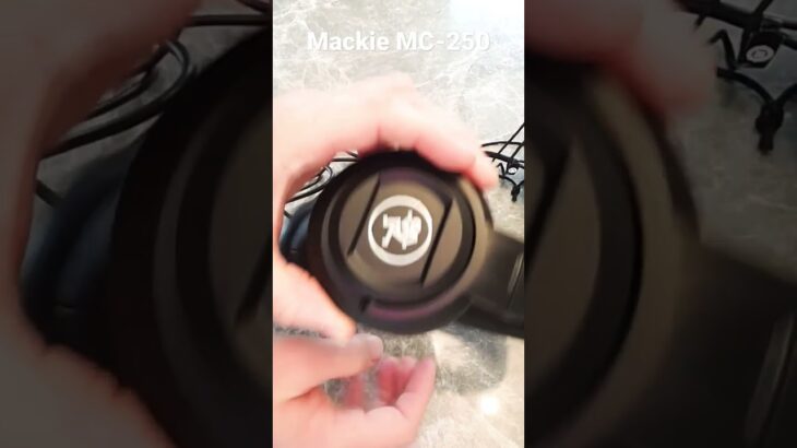 Mackie MC-250 Professional Studio Headphones