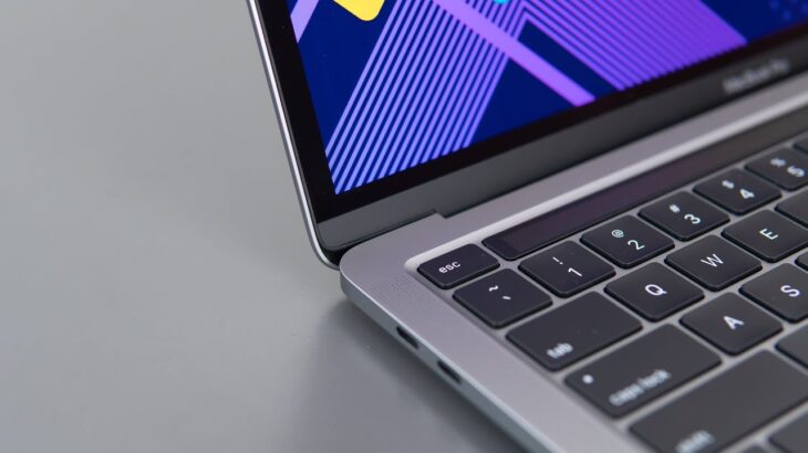 13″ MacBook Pro Review – Get The Cheaper One!