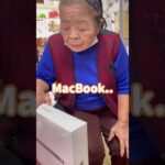 ノートパソコンを見た事が無いおばあちゃんに新型 MacBook Air をプレゼントしたら反応が斜め上だった