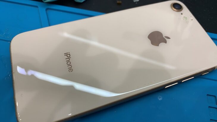 iPhone 8 ホームボタン使えないアクティベートできません修理