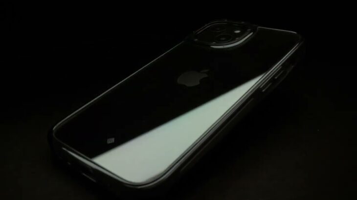 iPhone13ケース透き通った透明感「スカイフォール」
