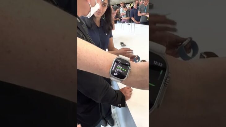 Apple Watch Ultraをタッチ&]トライで触ってみた