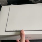 Распаковка APPLE MacBook Air 2022 года, на M2.