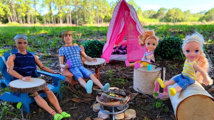 Father’s Day 2022 ! Elsa & Anna toddlers – backyard camping – tents