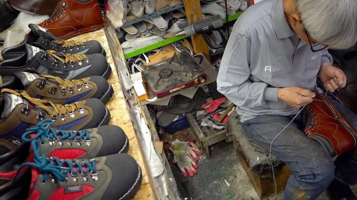 Process of Making Handmade Hiking Boots. Korea’s Best Shoe Master