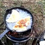 【キャンプ飯】醤油コーティングしたスキレットでいろんな料理を作ってみた。